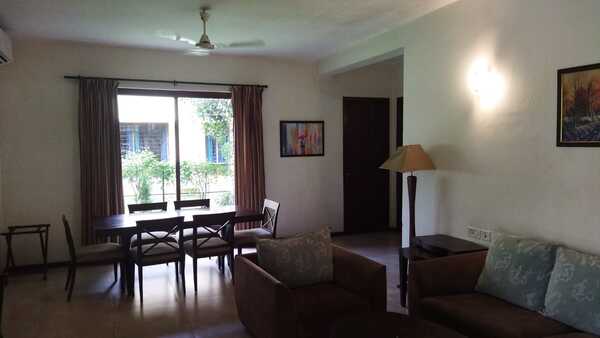 বুক করা হয়েছে ১৬৫ টি কটেজ