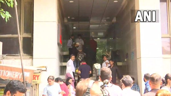 দেশ জুড়ে বিক্ষোভ 