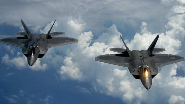 যুদ্ধবিমানে আগে আমেরিকা যুদ্ধবিমানে আগে আমেরিকা