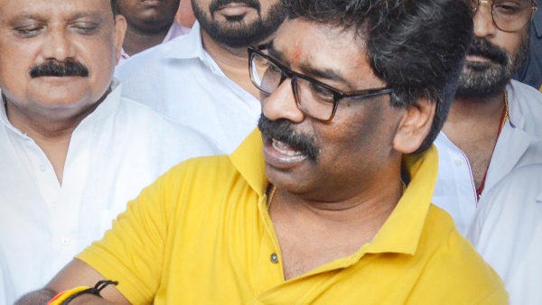 হেমন্ত সোরেনের বিরুদ্ধে অভিযোগ হেমন্ত সোরেনের বিরুদ্ধে অভিযোগ