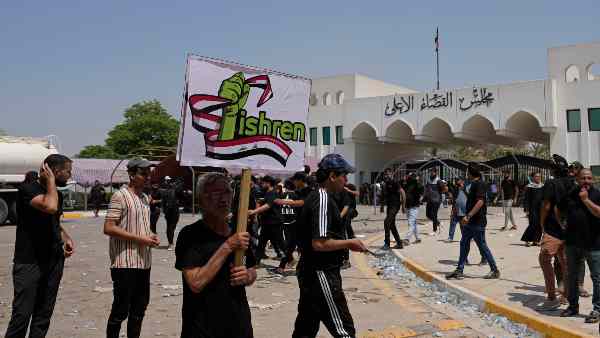 বাগদাদে রাতভর গুলির লড়াই 