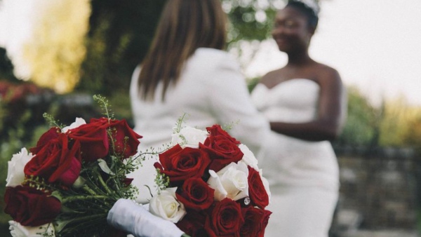 খুশির হাওয়া এলজিবিটি গোষ্ঠীগুলোতে