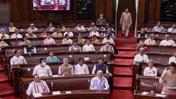  সংসদে মন্ত্রীকে প্রশ্ন