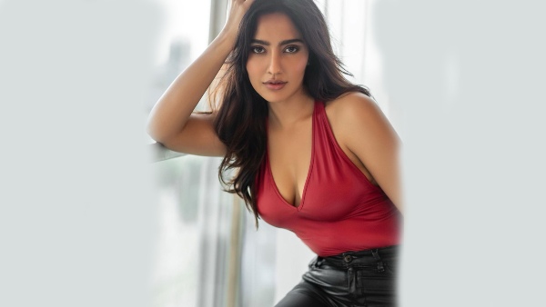 নেহা শর্মা নেহা শর্মা