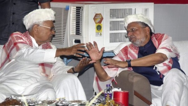 জেডিইউ-এর উপহাস