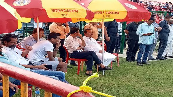অনুশীলন দেখলেন অরূপ