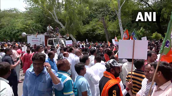 পুলিশ সূত্রে কী জানা গিয়েছিল?