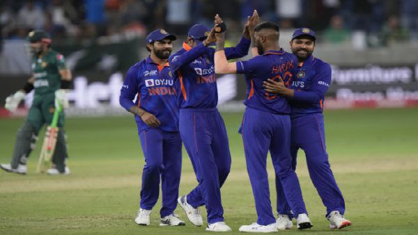 ভরসা দিচ্ছেন হার্দিক