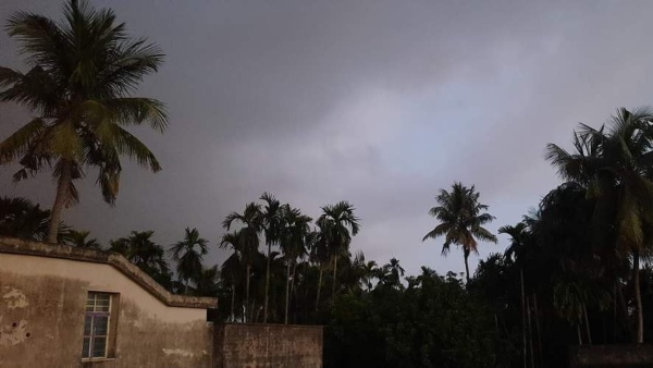 কলকাতায় আংশিক মেঘলা আকাশ, আর্দ্রতাজনিত অস্বস্তি