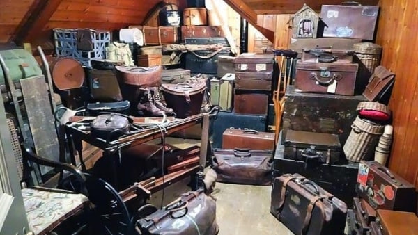 জঞ্জালের জিনিস ঘরে রাখবেন না