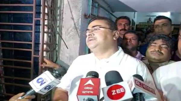 সিবিআই তদন্তের দাবিতে মামলা হবে হাইকোর্টে সিবিআই তদন্তের দাবিতে মামলা হবে হাইকোর্টে