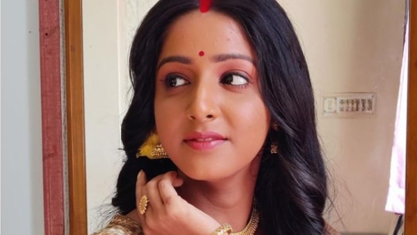 স্বস্তিকা ঘোষ স্বস্তিকা ঘোষ