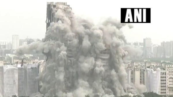 িনশ্চিহ্ন নয়ডার টুইন টাওয়ার