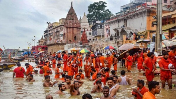 ভোটদানের ন্যূনতম বয়স ২৫ বছর
