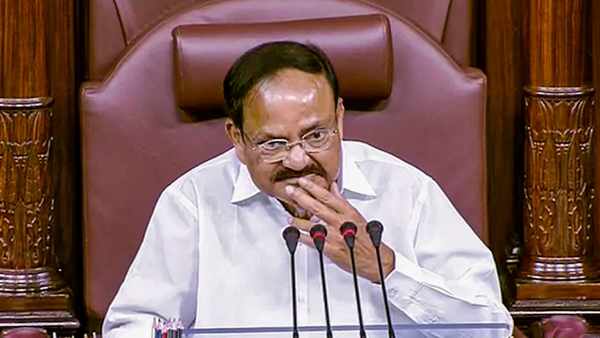 ভেঙ্কাইয়া নাইডুকে শেষ বিদায়