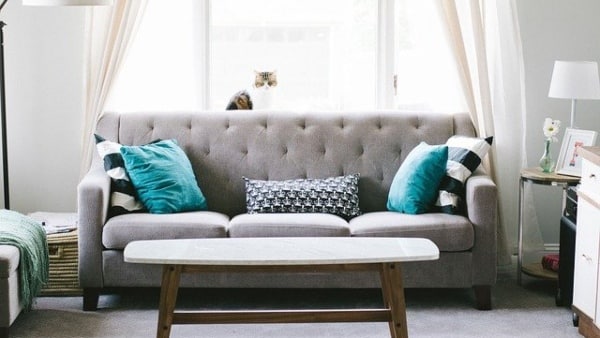 এই দিশায় জানলা লাগাবেন না