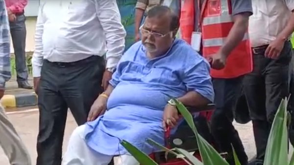 পাশে নেই তৃণমূল