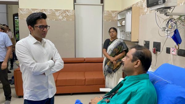 স্যালুট দেবজিৎ চট্টোপাধ্যায়কে