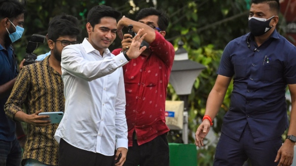 ক্লিপ ফাঁস করার হুঁশিয়ারি ক্লিপ ফাঁস করার হুঁশিয়ারি