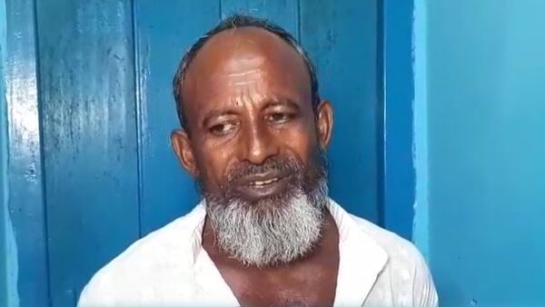 শাসকদলের দিকে অভিযোগ