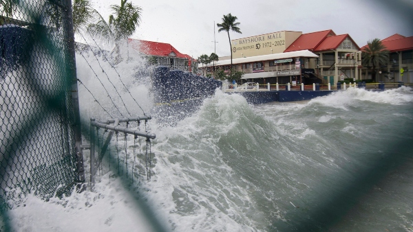 ফ্লোরিডাজুড়ে ইয়ানের পাশাপাশি টর্নেডো সৃষ্টি হতে পারে 