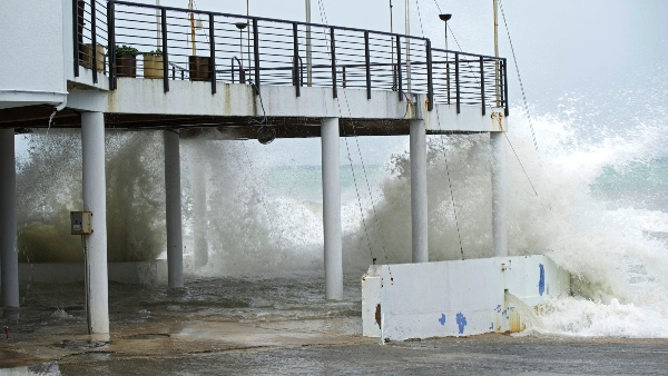 সমুদ্রের জলের থেকে ১ ডিগ্রি বেশি উষ্ণ