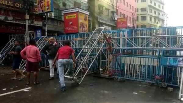 ঘেরা হয়েছে কোনা এক্সপ্রেসওয়ে