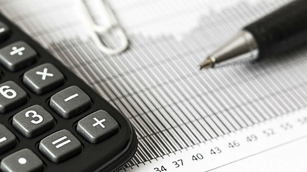 বীমা পরিষেবা বিভাগে বৃদ্ধি 