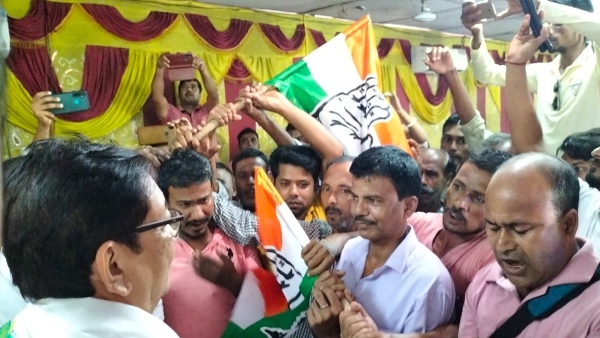 বিজেপি, সিপিএম ও তৃণমূল ছেড়ে সাড়ে পাঁচ হাজার কংগ্রেসে বিজেপি, সিপিএম ও তৃণমূল ছেড়ে সাড়ে পাঁচ হাজার কংগ্রেসে