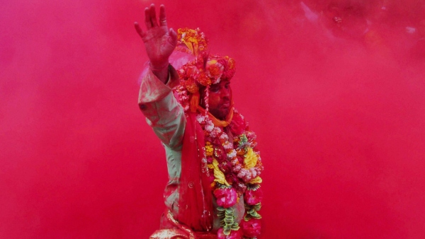 পরিবর্তন এনেছেন মন্দিরে