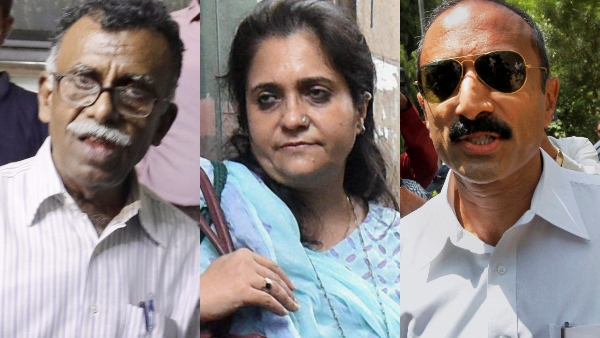 আদালতে তিনজনের বিরুদ্ধে অভিযোগ আদালতে তিনজনের বিরুদ্ধে অভিযোগ