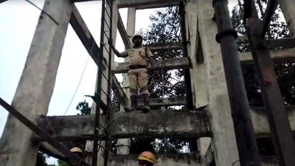 কী করে ওপরে কী করে ওপরে