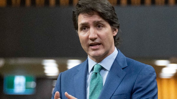 ইরানের সাহসি নাগরিকদের পাশে কানাডা ইরানের সাহসি নাগরিকদের পাশে কানাডা