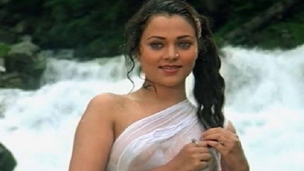 মন্দাকিনী মন্দাকিনী