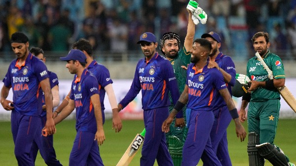 পাকিস্তানের জয়ের নায়ক মহম্মদ রিজওয়ান-মহম্মদ নাওয়াজ: