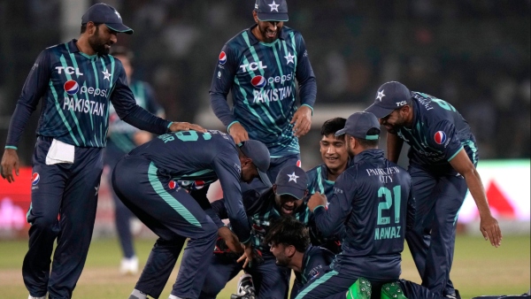ভারতকে পিছনে রেখে নতুন মাইলফলক স্পর্শ করল পাকিস্তান, ক্রিকেট ইতিহাসে চিরকালের জন্য লেখা রয়ে যাবে ভারতকে পিছনে রেখে নতুন মাইলফলক স্পর্শ করল পাকিস্তান, ক্রিকেট ইতিহাসে চিরকালের জন্য লেখা রয়ে যাবে