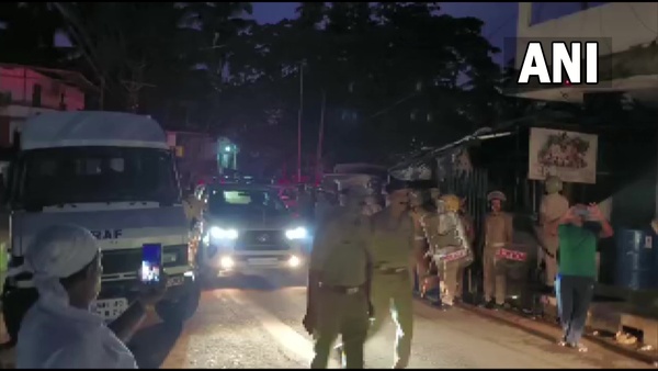 বিভিন্ন স্থান থেকে ৩০ জনেরও বেশি আটক