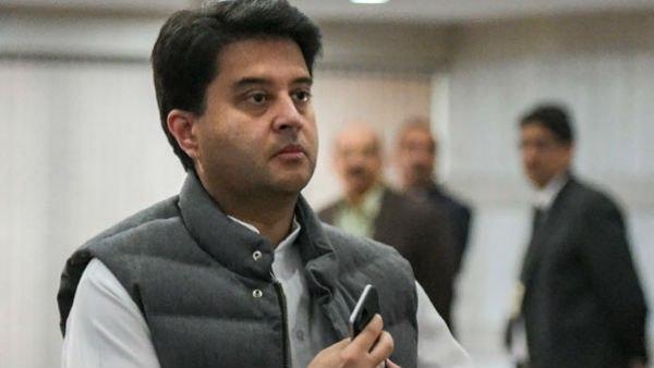 মন্ত্রীর পদক্ষেপ