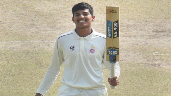 যশ দলীপ অভিষেকে শতরানে ছুঁলেন সচিন-পৃথ্বীকে যশ দলীপ অভিষেকে শতরানে ছুঁলেন সচিন-পৃথ্বীকে