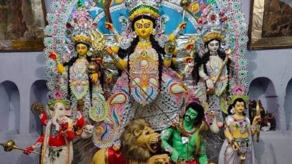 পূজার আচার আচরণ 