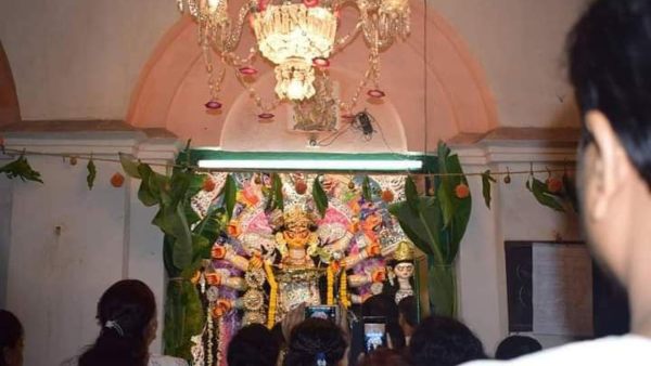 আনন্দ নাড়ু থেকে তিলের নাড়ু, মহাজজ্ঞে পূজিতা হন দেবী দূর্গা