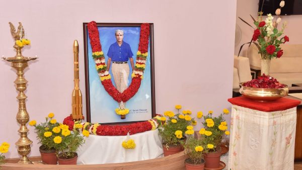 সতীশ ধওয়ান