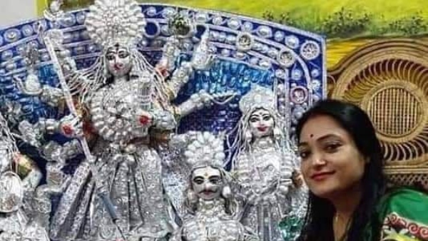 ওষুধের ফাঁকা খাপ দিয়ে তৈরী দূর্গা ওষুধের ফাঁকা খাপ দিয়ে তৈরী দূর্গা