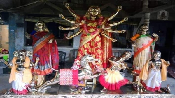 এক টনের দুর্গা এক টনের দুর্গা