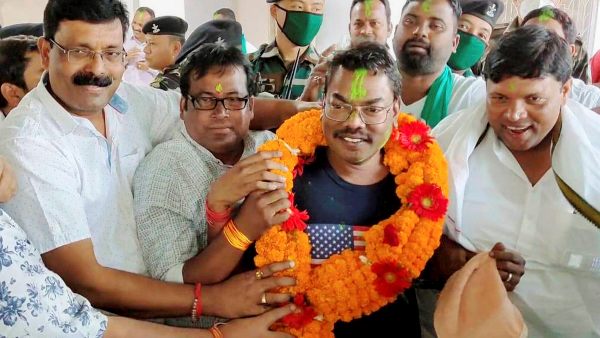 কী হয়েছিল দুমকায় 