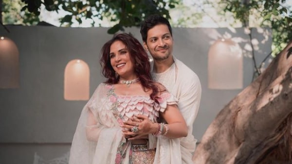 শুরু হয়ে গিয়েছে প্রি–ওয়েডিং সেরিমনি