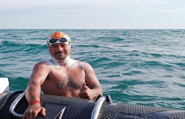 প্রথম বাঙালি হিসাবে ইউরোপের নর্থ চ্যানেল জয় যুবকের প্রথম বাঙালি হিসাবে ইউরোপের নর্থ চ্যানেল জয় যুবকের