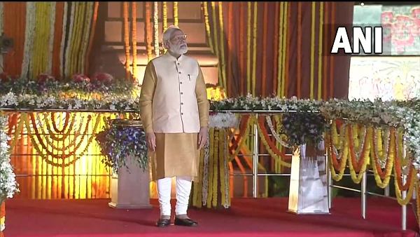 সুভাষবাবুকে ভুলে গিয়েছিল? সুভাষবাবুকে ভুলে গিয়েছিল?