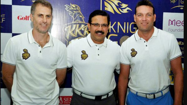 ফিল্ডিং কোচের ভূমিকায় জেমস পামেন্ট: