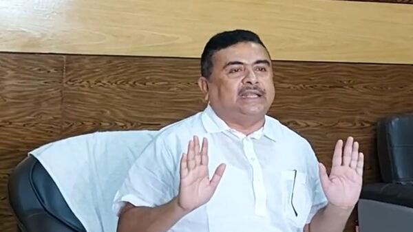 জন্মের ভুয়ো সার্টিফিকেট (৫৬ নম্বর পাতায়) জন্মের ভুয়ো সার্টিফিকেট (৫৬ নম্বর পাতায়)